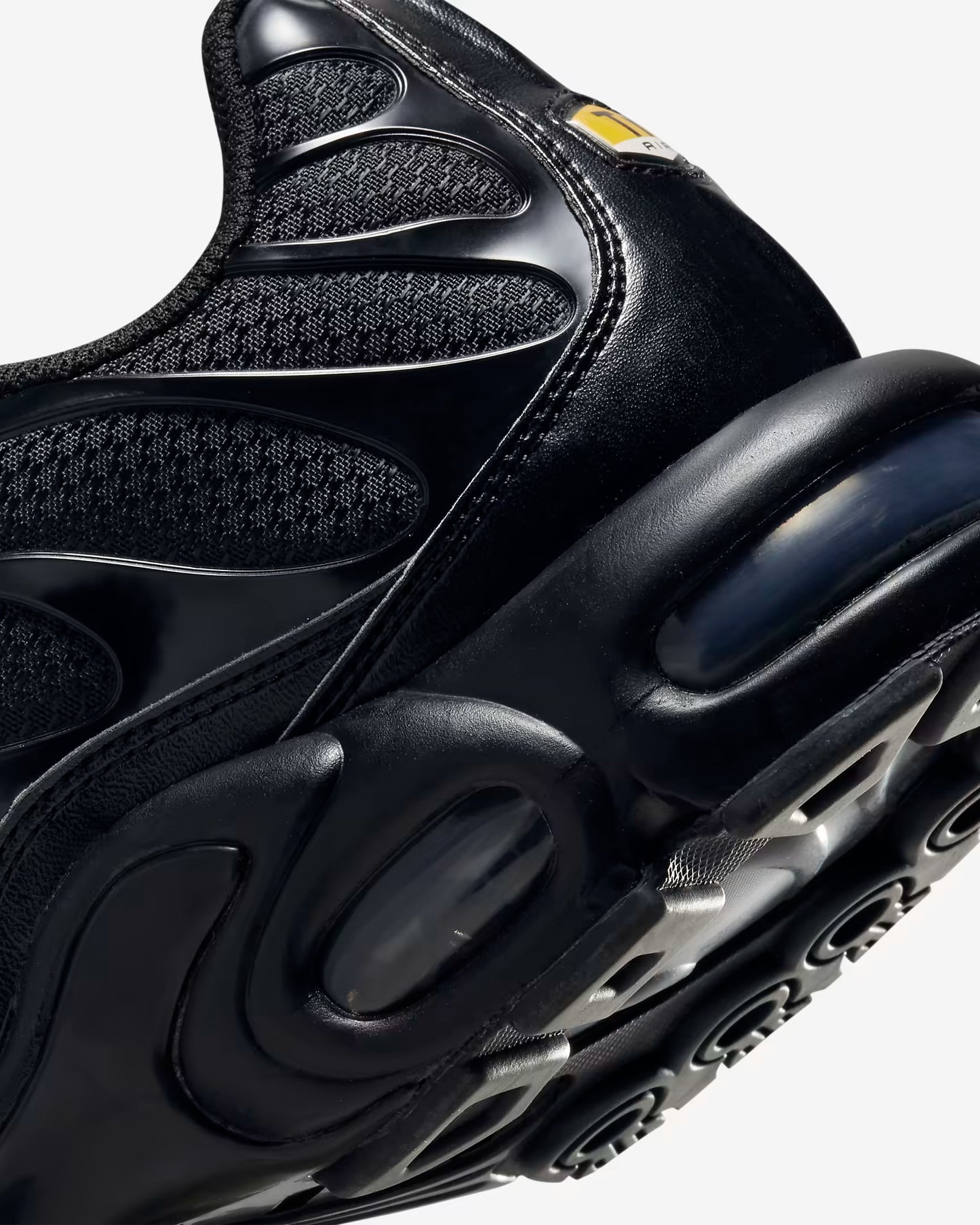 Nike Air Max Plus TN – Triple Black